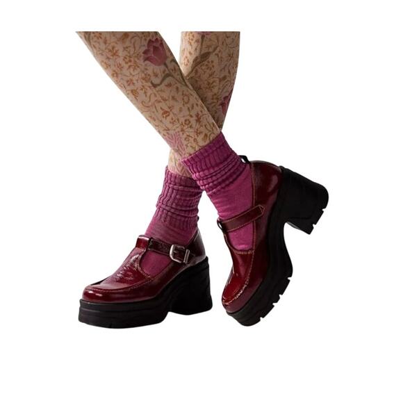 Free People Mayla T-Strap Patent Mary Jane Platform Pumps Burgundy, size 9 - Picture 3 of 9